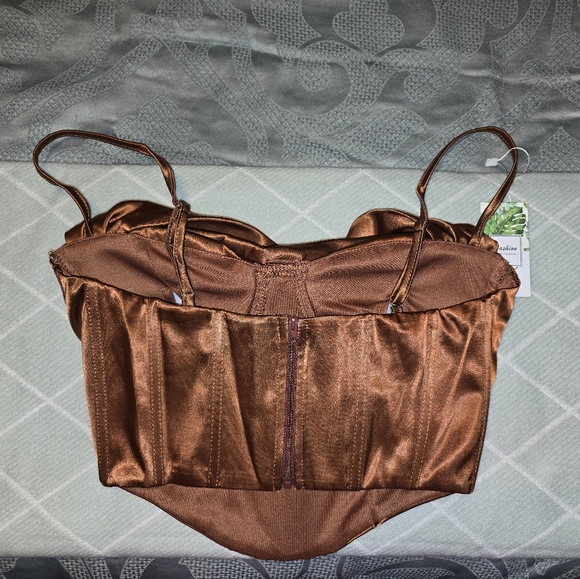 Women’s satin cowl neck spaghetti strap bustier corset crop top - Picture 4 of 4